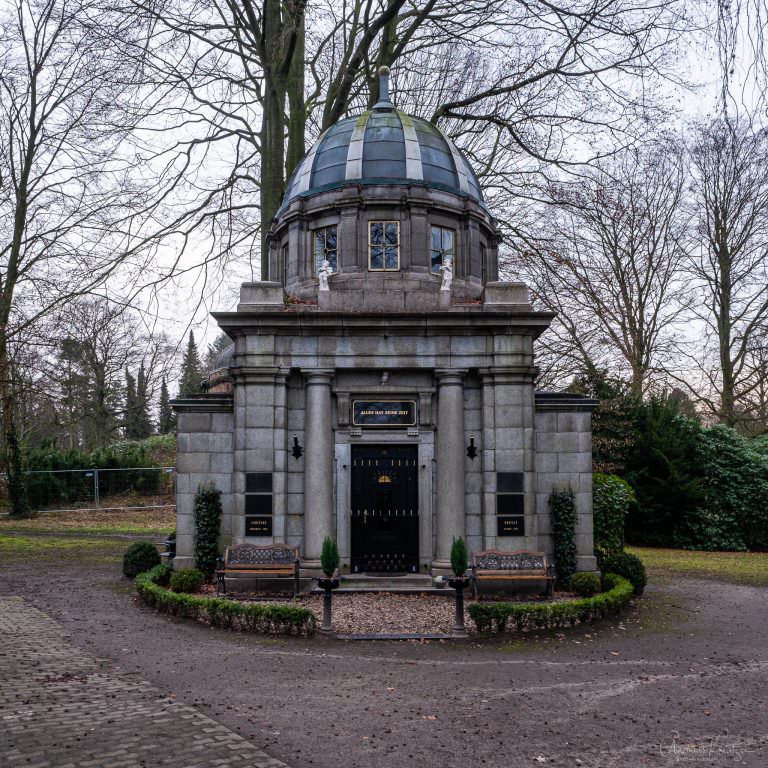 Mausoleum Hoefele