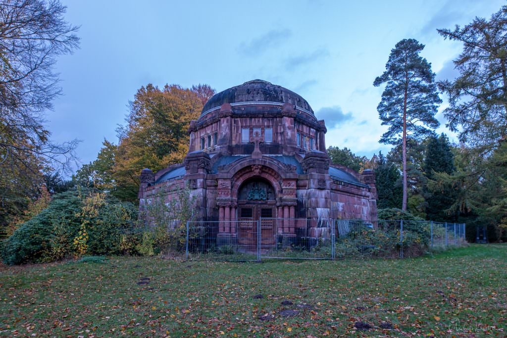 Mausoleum Baron von Schroeder